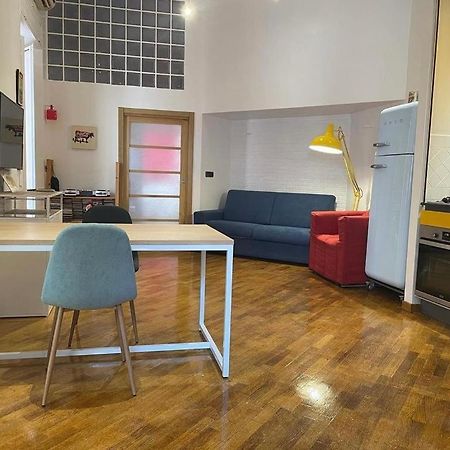Casa Pier Paolo & Stella Bed & Breakfast เนเปิลส์ ภายนอก รูปภาพ