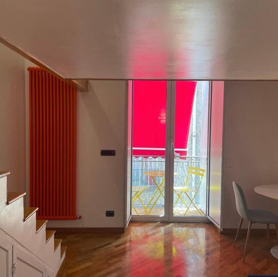 Casa Pier Paolo & Stella Bed & Breakfast เนเปิลส์ ภายนอก รูปภาพ
